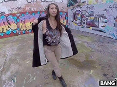 Anál, Kuřba, Brunetka, Stříkání spermatu, Honění, Hardcore, Hd, Na veřejnosti