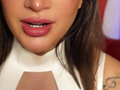 Amatoriale, Culo, Culo grosso, Brunetta, Carina, Latina, Tatuaggi