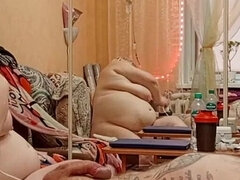 The Wife Massages the Penis and Balls, Then Sucks the Dick and Gets a Mouthful of Hot Cum