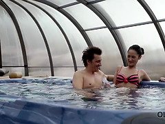 Kuřba, Táta, Hd, Přírodní prsa, Bazén, Pička, Vyhublá, Teenka