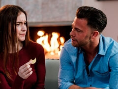 Cul, Sucer une bite, Brunette brune, En levrette, Embrassement, Dénudage, Adolescente, Nénés