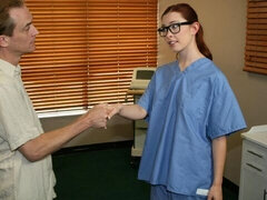 Culo grosso, Grande cazzo, Tette grandi, Sega, Leccata, Masturbazione, Infermiera, Magra