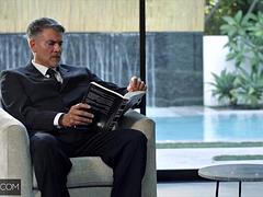 Anális szex, Seggnyalás, Fekete, Gesztenyebarna, Ondó fröcskölés, Ébenfekete, Fenekelés, Begyek