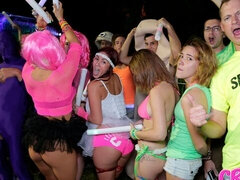 Asijské, Velký zadek, Velké péro, Kuřba, Brunetka, Na pejska, Milf žcbp, Párty