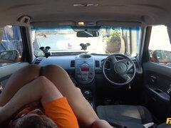 Amerikansk, Avsugning, Bil, Creampie, Ebenholts, Handjobb, Pov, Spanking