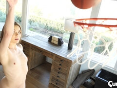 Creampie, Stříkání spermatu, Fetiš, Hd, Drobounká, Teenka, Kozičky