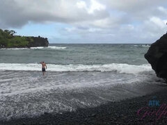 Playa, Bikini, Rubia, Corridas faciales, Novia, Público, Voyeur, Mojado