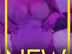 Amatør, Stor røv, Blondine, Britisk, Lingerie, Ældre kvinde, Solo