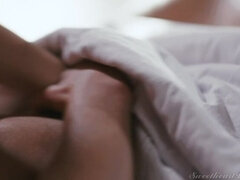 Cul, Gros seins, Noire, Poilue, Embrassement, Lesbienne, Massage, Tatouage