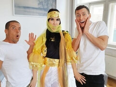 18, Azijci, Velika rit, Velik kurac, Fafanje, Doggystyle, Najstnice, Joške