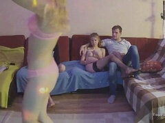 Párty, Ruskej, Voyeur