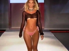 Célébrité, Lingerie, Réalité, Softcore