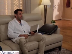 Melody Marks Seeks Dr.'s Aid & Rewards Him with Sex / 03.12.2019