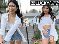 Mr Lucky Life featuring Penelope Woods's anal sex