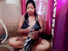 Bikini, Bisexuelle, Femme au foyer, Indienne, Lingerie, Mère que j'aimerais baiser, Culottes ou slips, Solo