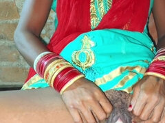 My Younger Stepsister Was Wearing Salwar Suit and Was Looking Very Sexy, I Left Her