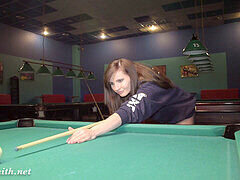 Veľký zadok, Exhibicionisti, Vonku, Pančucháče, Bazén, Na verejnosti, Stockings, Teenka