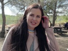 Zadek, Brunetka, Evropské, Přírodní prsa, Různé pohledy, Na veřejnosti, Ruské, Kozičky