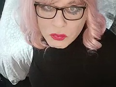 Juniper Berri UK crossdresser Sunday dildo fun