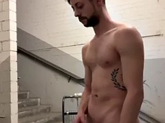 Amateur, Grosse bite, Tir de sperme, Homosexuelle, Masturbation, Muscle, De plein air, Public