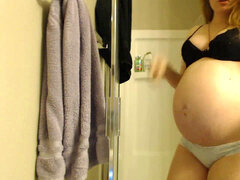 knocked up irish ginger-haired web cam shower