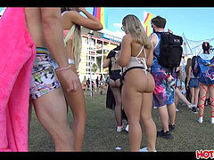 amazing phat ass white girl light-haired concert girl spied with hiddencam voyeur