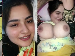 Indian Teens Pushyqueen & Priyaqueen Take Turns Deep Throating Big Dick