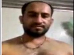 Gulam abbas noor mhd pakistani works at naffco electromechanical co llc in uae dubai doing hot masturbation in front of cam