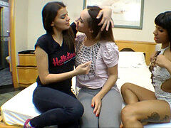 Exciting kissing three-way - insane tongues and wet lips