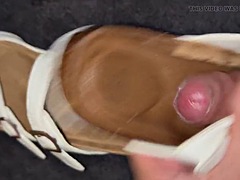 Grosse bite, Tir de sperme, Fétiche, Homosexuelle, Hard, Talons, Masturbation, Solo