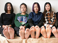 chinese women in nylon feet