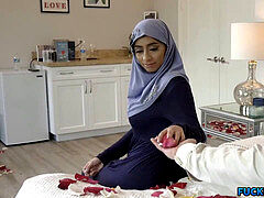 yam-sized Hijab virgin poked On Her Wedding Night