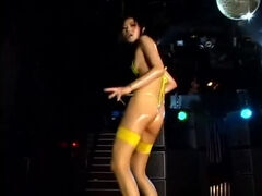 Micro Bikini Oily Dance 3 Scene 1 - Yui Homine