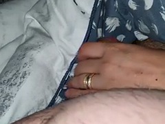 Stellung 69, Leie, Grosser schwanz, Grosse titten, Handjob, Milf, Tätowierung, Titten