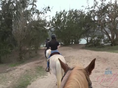 Amateur, Cul, Plage, Petite amie, Branlette thaïlandaise, De plein air, Nénés, Mouillée