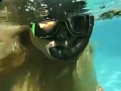 Katja Kean underwater