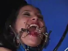 Amatör, Avsugning, Bondage, Brunett, Femdom, Fetisch, Latex, Lesbisk