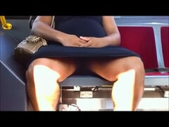 Upskirt on the bus no undies