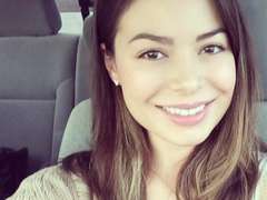 Miranda Cosgrove jerk off challenge