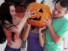 Stepmom's Head Stucked In Halloween Pumpkin, Stepson Helps With His Big Dick! - Tia Cyrus, Johnny