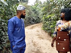 REAL AFRICANS - Ebony beauty with blue lips goes crazy outdoors and sucks hard