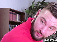 fistingCentral Tattooed Muscle cubs Fist Instead of probe