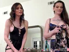 trio Trans girlfriends Jenna Creed, Korra Del Rio and Ella Hollywood Having fun