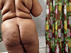 Sexy black bbw takes a shower