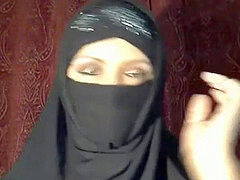 arabian hijab damsel shows herself on webcam