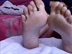 Big foot, soles, toenails