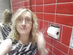Lisa's Toilet Upskirt video