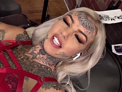 Amateur, Masturbation, Tatouage, Jouets