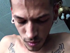 Stor kuk, Avsugning, Homosexuell, Hardcore, Latina, Pov, Suger