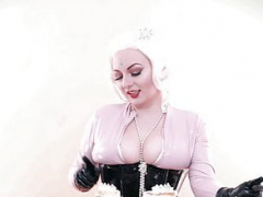 Leie, Frau, Weibliche domination, Nahrung, Deutsch, Latex, Milf, Erotischer film